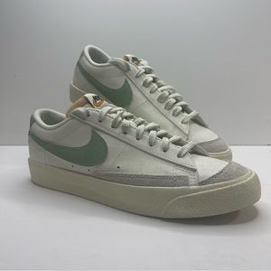 Size 8mens/ women’s 9.5 Nike Blazer Low '77 Premium 'Certified Fresh' DO9799-100